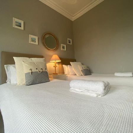 The Old Rectory Bed & Breakfast Largs Exterior photo